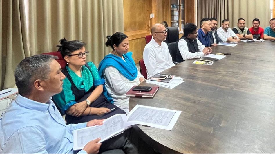 Sikkim: Tourism department holds meeting to discuss overcharging of fares for tourists  Sikkim: Tourism department holds meeting to discuss overcharging of fares for tourists