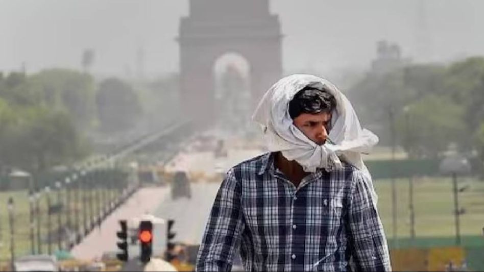 Delhi: Temperature hits record 47°C high, IMD issues red alert Delhi: Temperature hits record 47°C high, IMD issues red alert