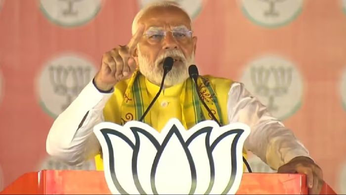 Modi accuses Congress of supporting Sharia law under Muslim Personal Law