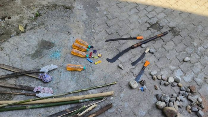 Assam: Fifteen arrested for stone pelting at Khelmati out post in North Lakhimpur