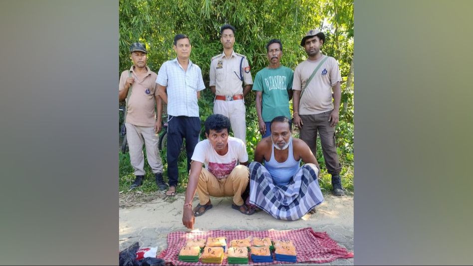 Assam: Drugs worth Rs 40 Lakh seized in Karimganj, 2 traffickers arrested Assam: Drugs worth Rs 40 Lakh seized in Karimganj, 2 traffickers arrested