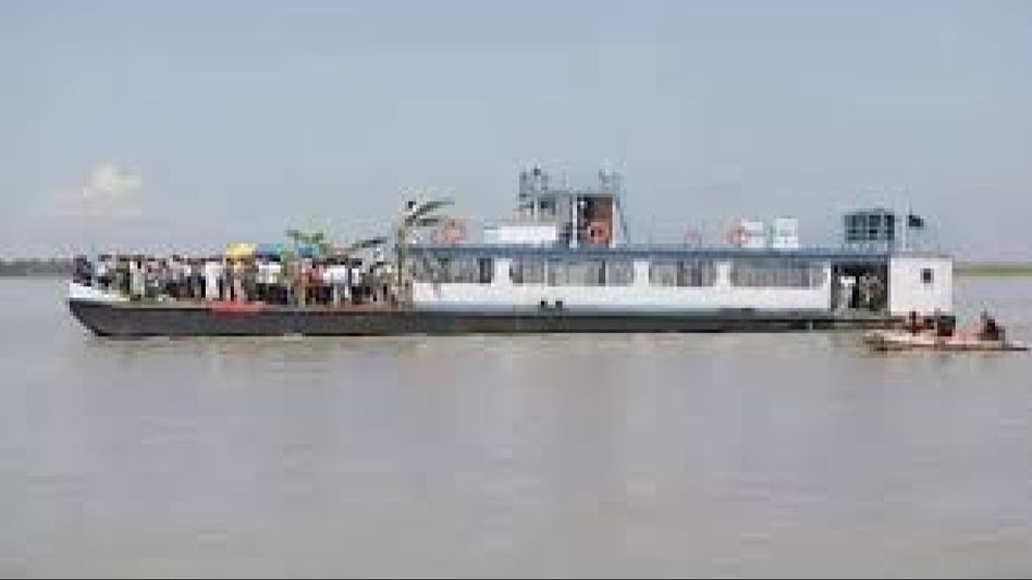 Assam: Ferry breaks down, leaves 49 passengers stranded amid engine malfunction Assam: Ferry breaks down, leaves 49 passengers stranded amid engine malfunction