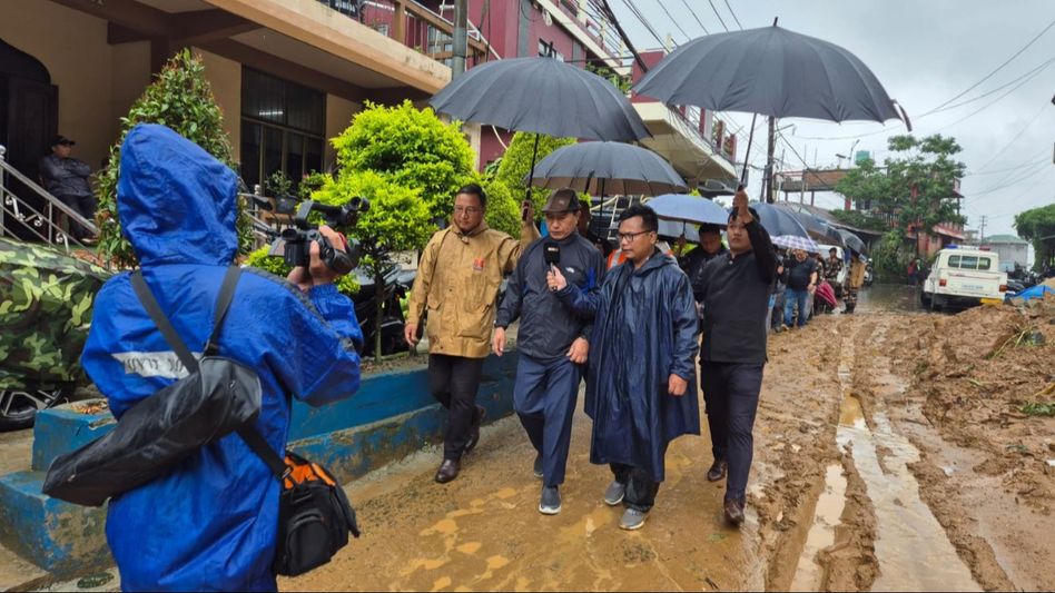 Mizoram CM Lalduhoma visits disaster sites within Aizwal city area Mizoram CM Lalduhoma visits disaster sites within Aizwal city area