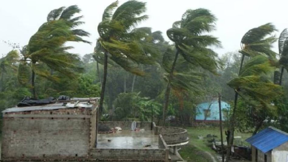 Meghalaya: Restoration of damaged power lines in Garo Hills amid heavy rainfall underway Meghalaya: Restoration of damaged power lines in Garo Hills amid heavy rainfall underway