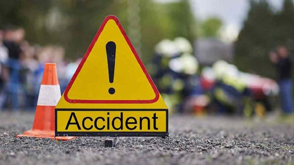28 people die as bus plunges into ravine in Pakistan 28 people die as bus plunges into ravine in Pakistan