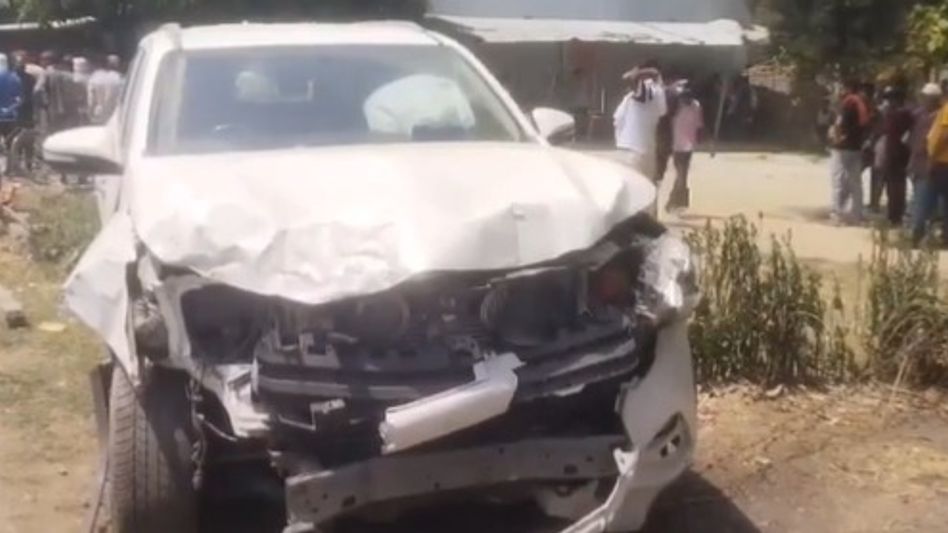 Uttar Pradesh: Brij Bhushan Singh's son's convoy car met with an accident in Gonda, 2 killed on spot Uttar Pradesh: Brij Bhushan Singh's son's convoy car met with an accident in Gonda, 2 killed on spot