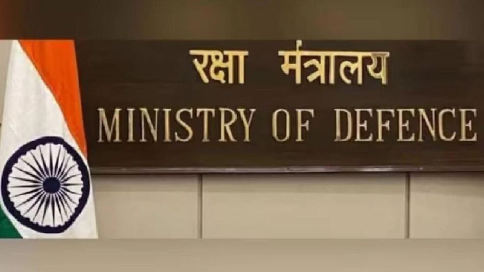 Exemplary coordination by Indian Coast Guard prevents loss during cyclone Remal: Ministry of Defense Exemplary coordination by Indian Coast Guard prevents loss during cyclone Remal: Ministry of Defense
