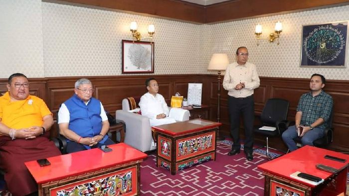 Sikkim CM holds meeting with SKM candidates, hails historic peaceful elections