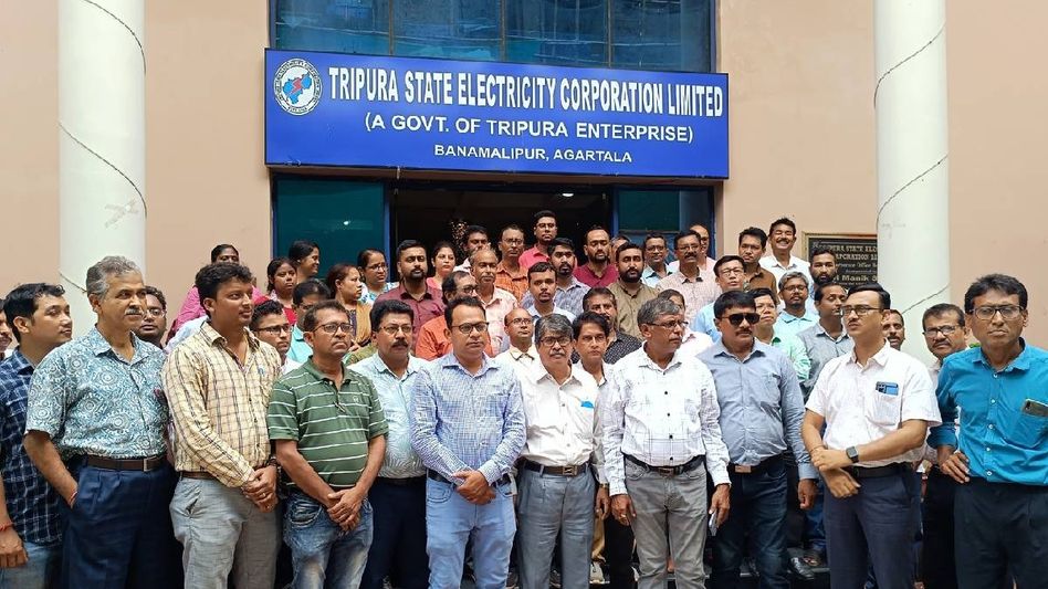 Tripura electricity corporation employees stage protest after official assaulted by advocate, demand action Tripura electricity corporation employees stage protest after official assaulted by advocate, demand action