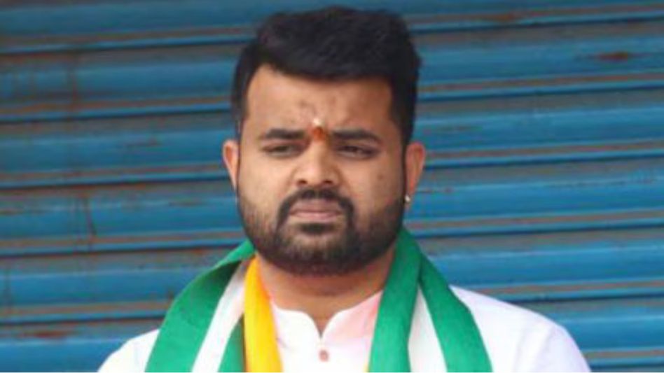Hassan MP Prajwal Revanna arrested by SIT at Bengaluru airport Hassan MP Prajwal Revanna arrested by SIT at Bengaluru airport