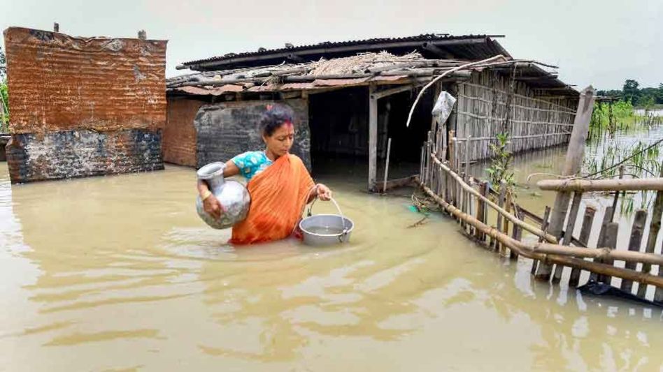 Assam flood situation worsens; 6 dead, 1.98 lakh affected Assam flood situation worsens; 6 dead, 1.98 lakh affected