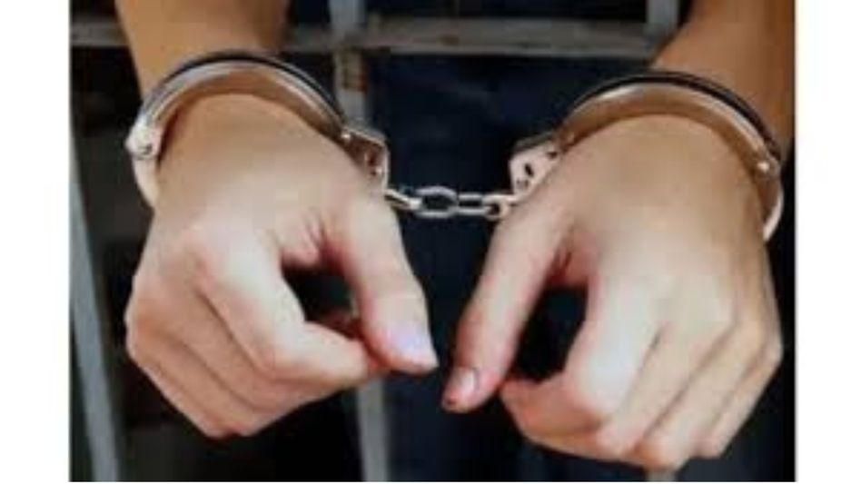 Couple arrested in Mizoram for possessing heroin worth Rs 65.8 lakh Couple arrested in Mizoram for possessing heroin worth Rs 65.8 lakh