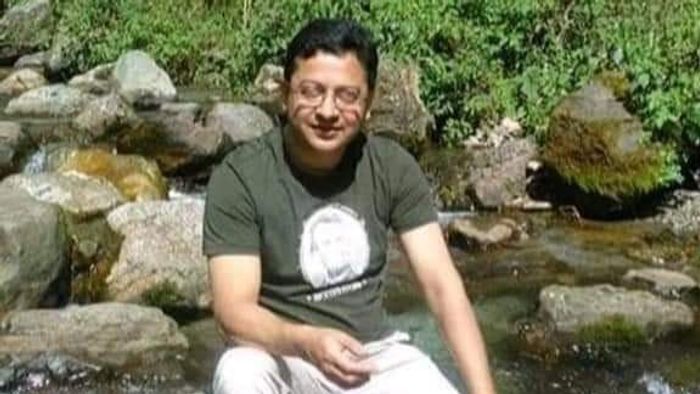 Dr Sanjay Upreti
