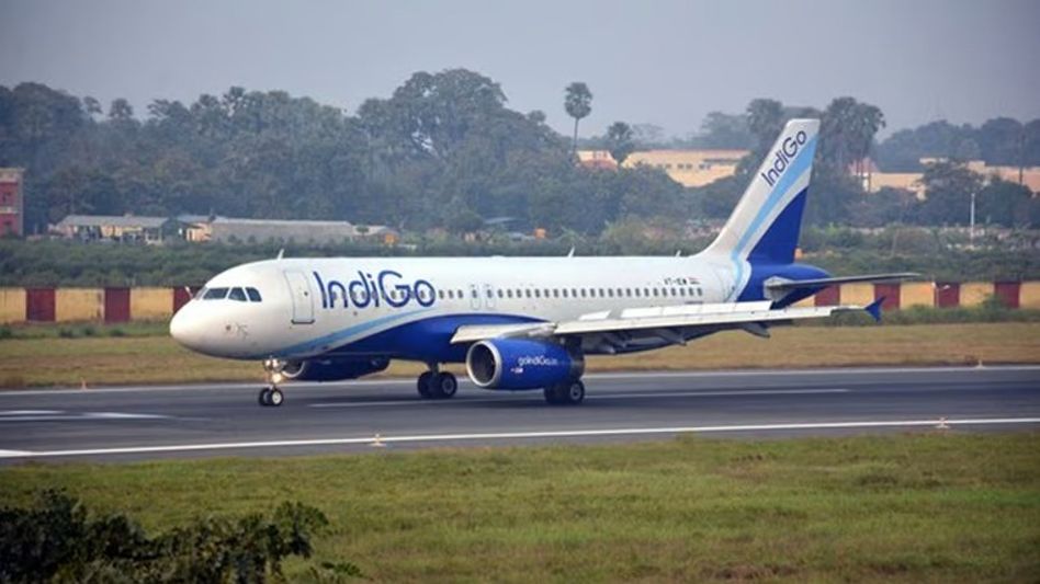 IndiGo flight lands in emergency in Mumbai after bomb threat, all passengers safe IndiGo flight lands in emergency in Mumbai after bomb threat, all passengers safe