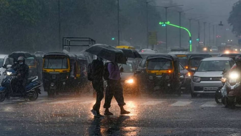 Bengaluru smashes 133-year record with highest rainfall in single day Bengaluru smashes 133-year record with highest rainfall in single day