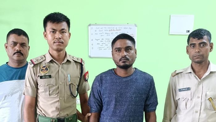 Thief Arrested, Stolen Mobiles Recovered in Jalukbari