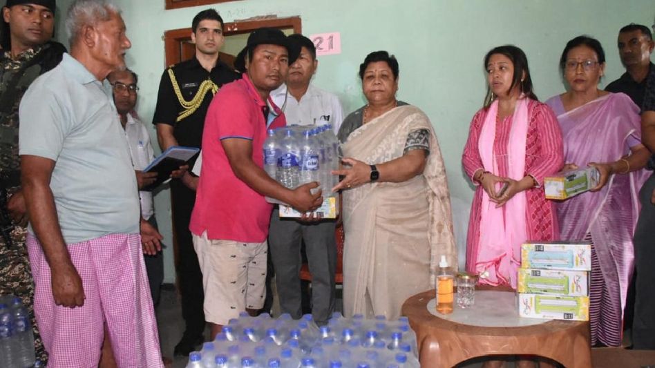 Manipur Governor Anusuiya Uikey visits relief camp, assures support to flood victims Manipur Governor Anusuiya Uikey visits relief camp, assures support to flood victims