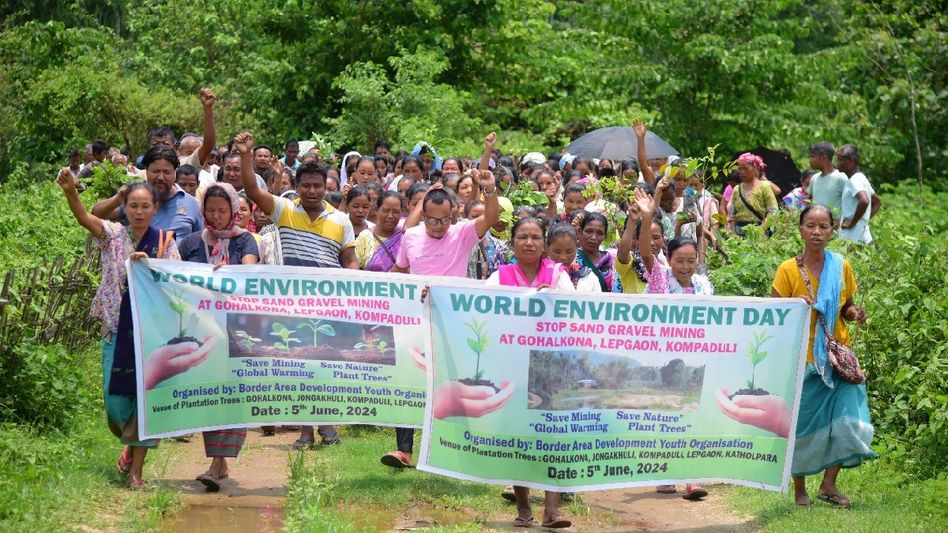 Assam: Villagers rally against destructive sand mining along Boko River, receive mixed reactions Assam: Villagers rally against destructive sand mining along Boko River, receive mixed reactions