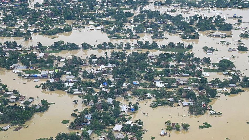 Assam flood condition improves; nearly 1.3 lakh still hit Assam flood condition improves; nearly 1.3 lakh still hit
