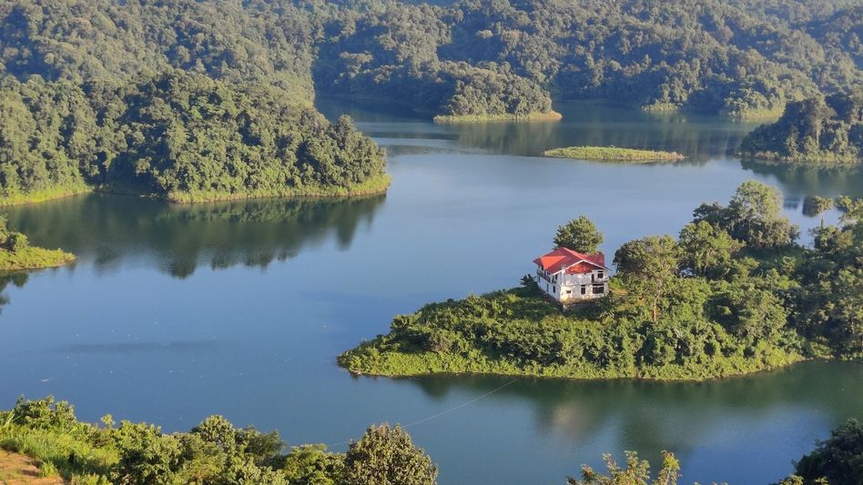 Nagaland Police forms team to clean Wokha's Doyang Lake of plastic waste Nagaland Police forms team to clean Wokha's Doyang Lake of plastic waste