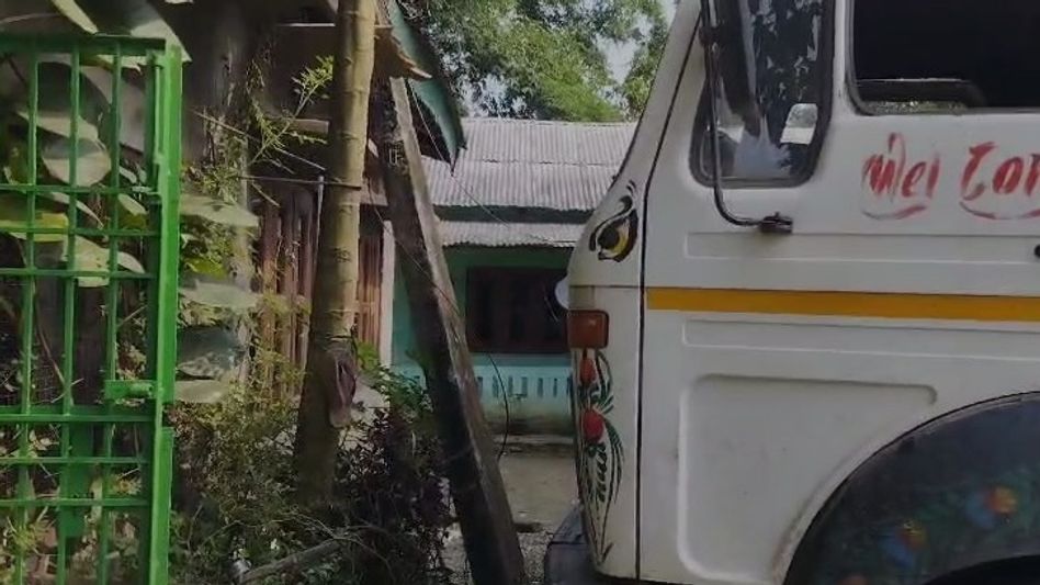 Speeding dumper smashes electric poles and gates in Assam's Sivasagar Speeding dumper smashes electric poles and gates in Assam's Sivasagar