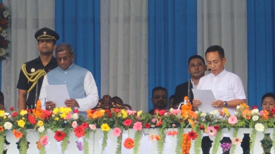 12 ministers take oath for Sikkim cabinet, 5 seniors dropped 12 ministers take oath for Sikkim cabinet, 5 seniors dropped