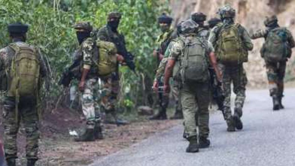 Fresh encounter erupts in Jammu and Kashmir's Doda district, one army personnel injured Fresh encounter erupts in Jammu and Kashmir's Doda district, one army personnel injured