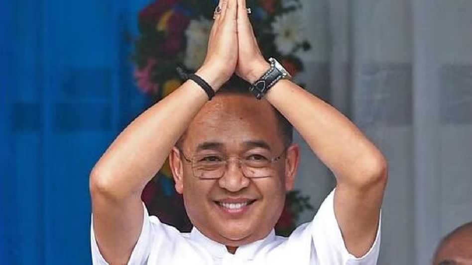 Sikkim veterinary officers congratulate Prem Singh Tamang on his second term as CM Sikkim veterinary officers congratulate Prem Singh Tamang on his second term as CM