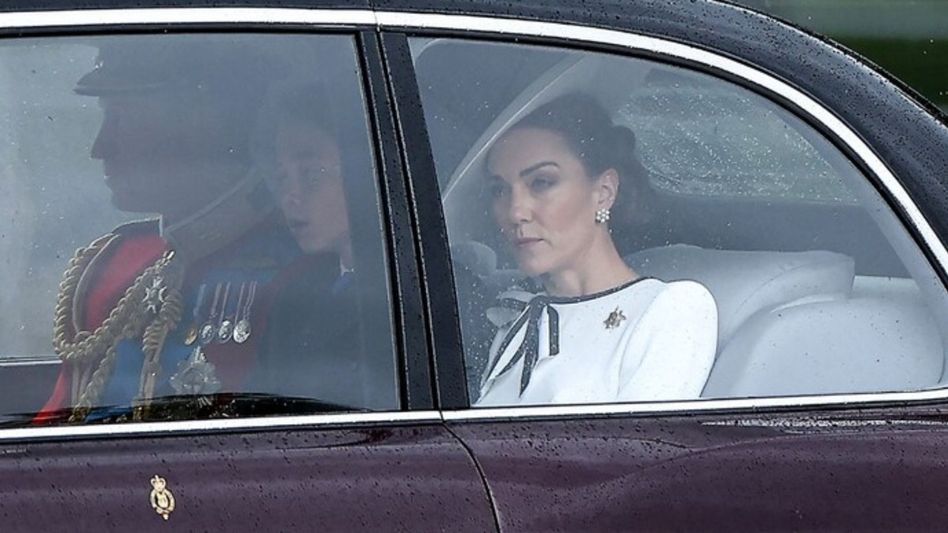 Kate Middleton makes first public appearance since cancer diagnosis ...