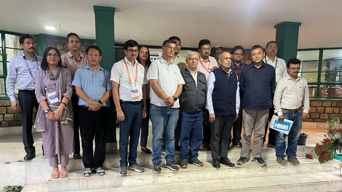 Sikkim officials meet MoRTH delegation to address NH10 disruption issues Sikkim officials meet MoRTH delegation to address NH10 disruption issues
