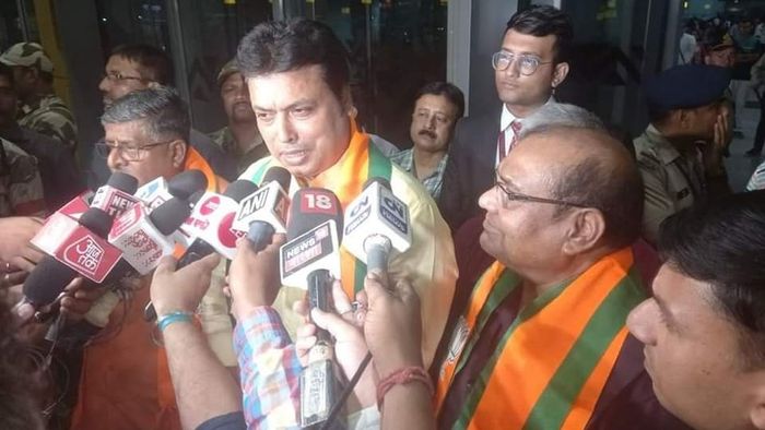 Deb Criticises TMC for Violence