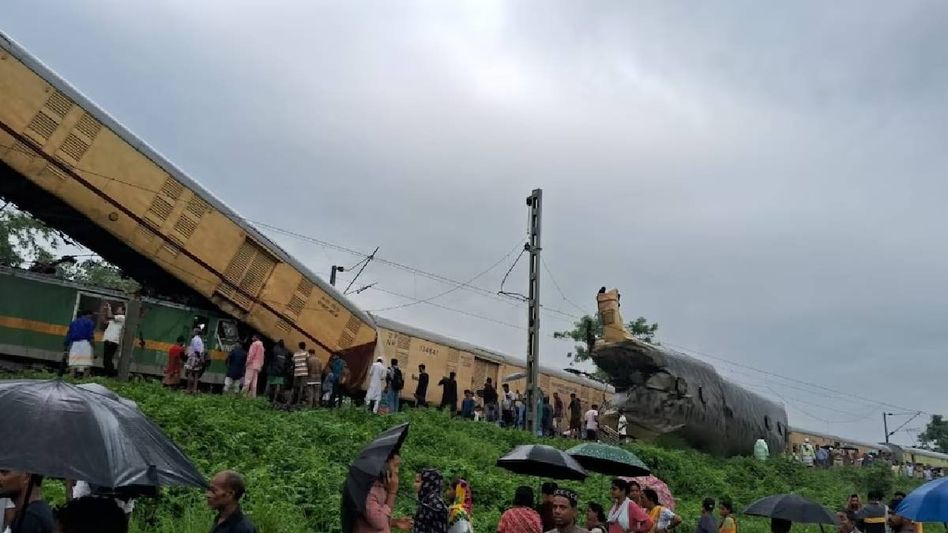 Kanchanjunga Express collision: Statutory inquiry initiated in connection with tragic rear-end collision Kanchanjunga Express collision: Statutory inquiry initiated in connection with tragic rear-end collision