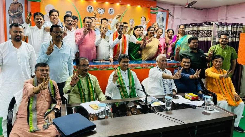 Tripura CM Manik Saha reviews Lok Sabha victory, strategizes for Panchayat polls Tripura CM Manik Saha reviews Lok Sabha victory, strategizes for Panchayat polls