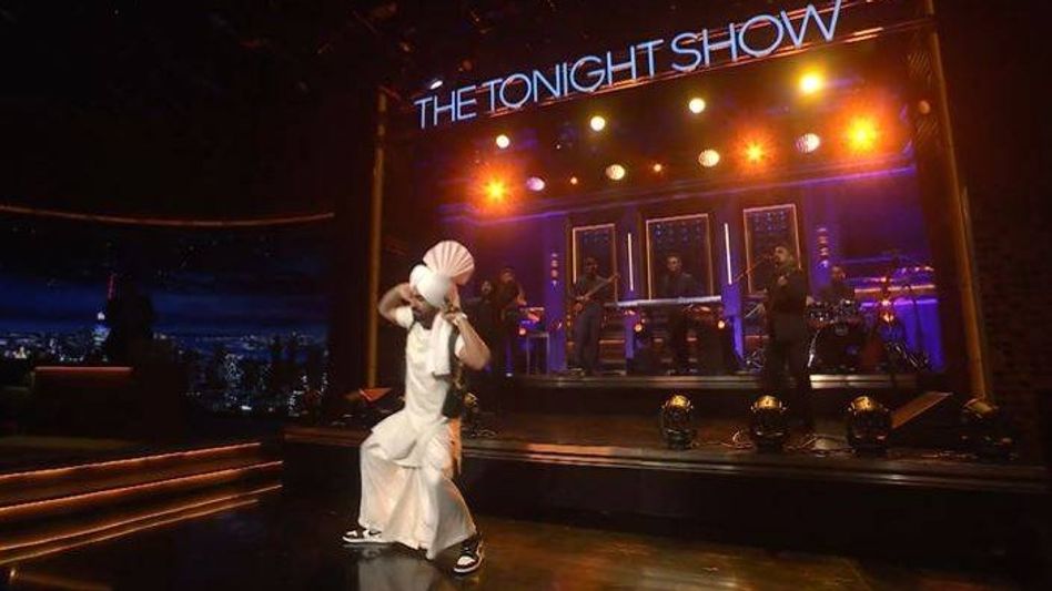 Diljit Dosanjh adds Punjabi touch to Jimmy Fallon's 'The Tonight Show' Diljit Dosanjh adds Punjabi touch to Jimmy Fallon's 'The Tonight Show'