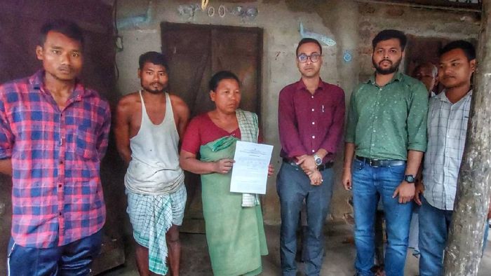 Assam: Boko district administration extends aid to family of lightning strike victim