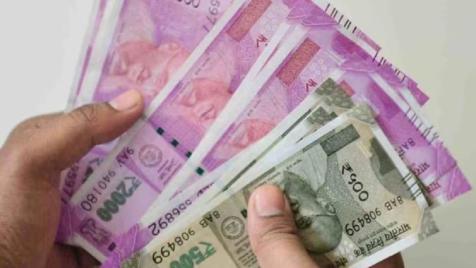 Centre receives new proposal to set up 8th pay commission Centre receives new proposal to set up 8th pay commission