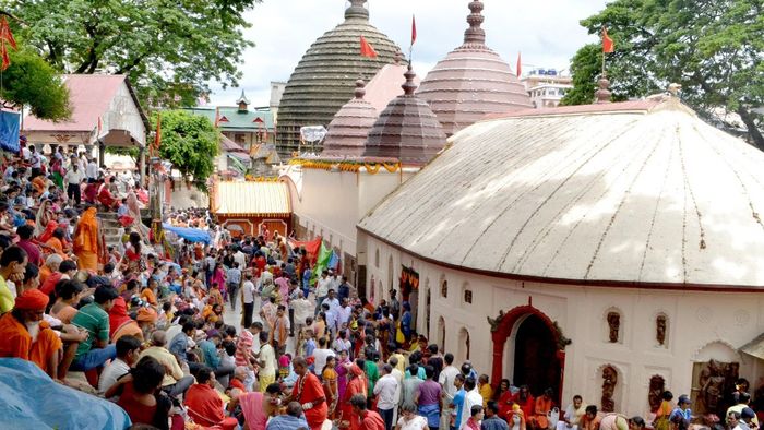 Traffic Curbs at Kamakhya Temple