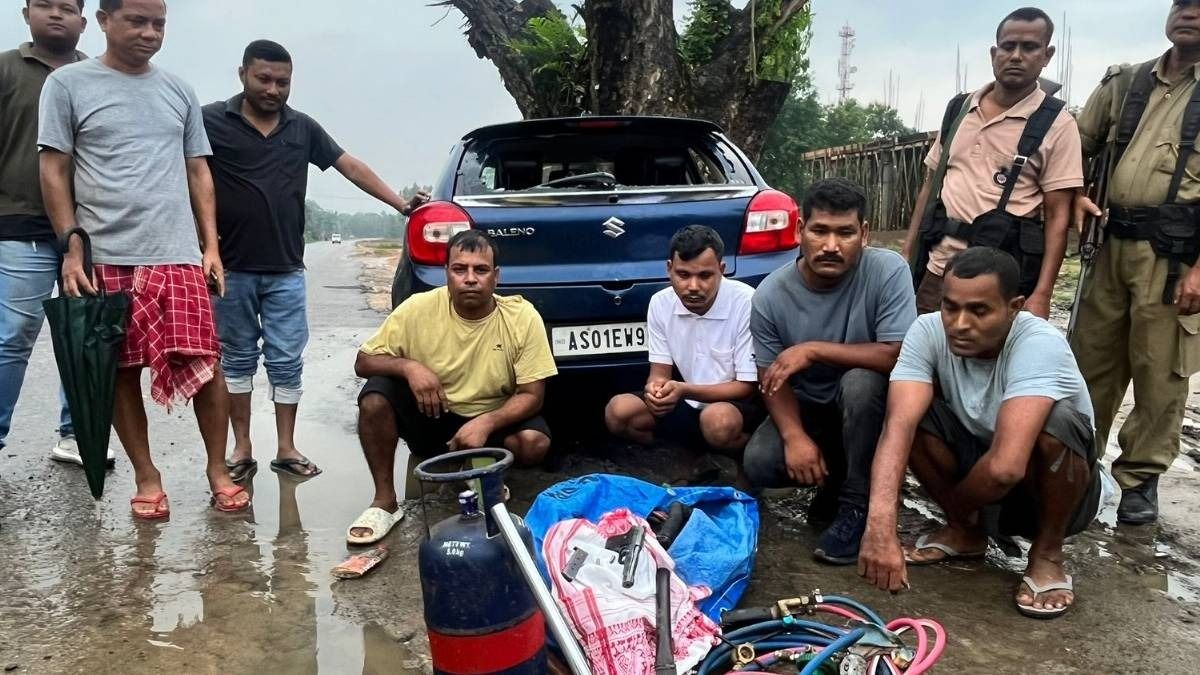 Assam: STF and Kamrup police capture quartet of dacoits at Singra