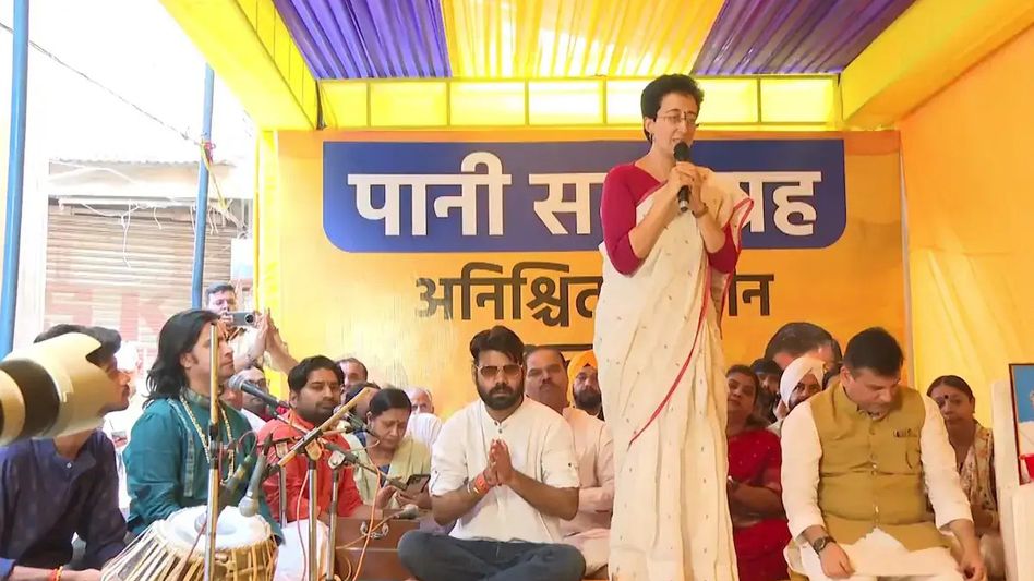 Delhi water crisis: AAP's Atishi begins hunger strike for more water from Haryana Delhi water crisis: AAP's Atishi begins hunger strike for more water from Haryana