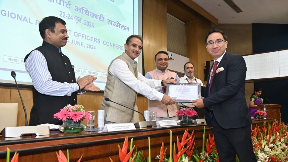 Assam: Guwahati Passport Office honoured with 'Passport Seva Puraskar' award Assam: Guwahati Passport Office honoured with 'Passport Seva Puraskar' award