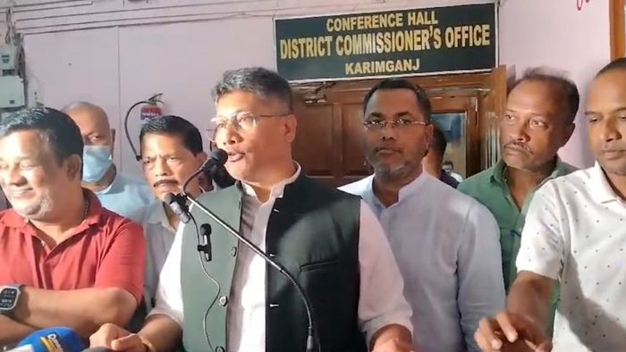 Minister Reviews Flood Damage, Announces Aid