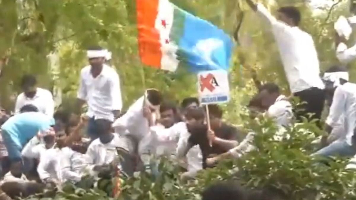 NSUI protests alleged NEET-UG irregularities and UGC-NET cancellation