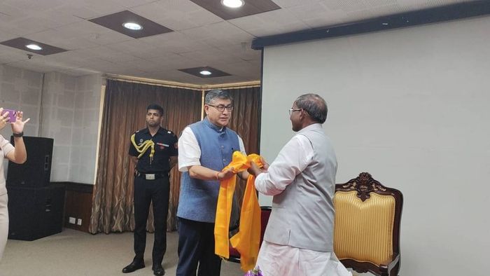 Sikkim: BJP delegation meets Governor, demands action on voting rights and infrastructure