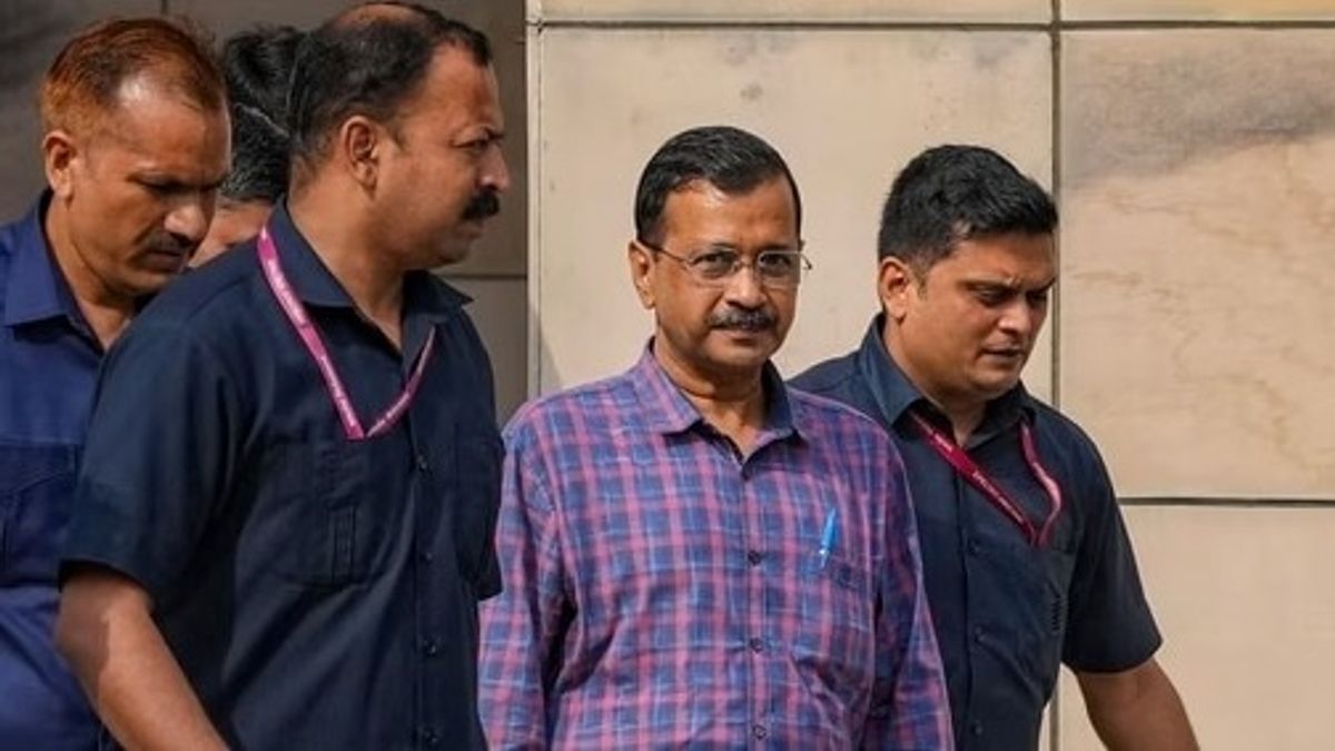 Delhi liquor policy case: Arvind Kejriwal likely to be arrested by CBI tomorrow - Delhi liquor policy case: Arvind Kejriwal likely to be arrested by CBI tomorrow -