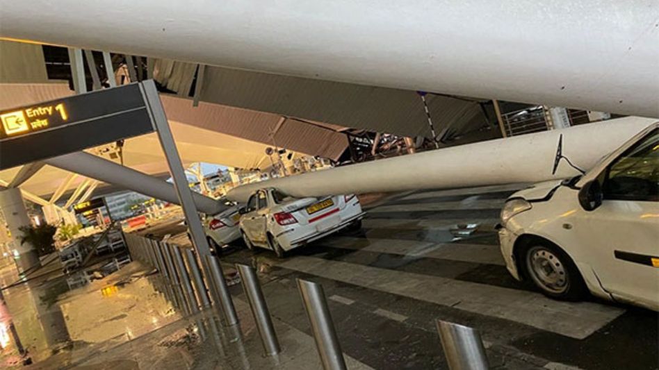Delhi airport terminal-1 roof collapse: 6 injured, flights disrupted Delhi airport terminal-1 roof collapse: 6 injured, flights disrupted