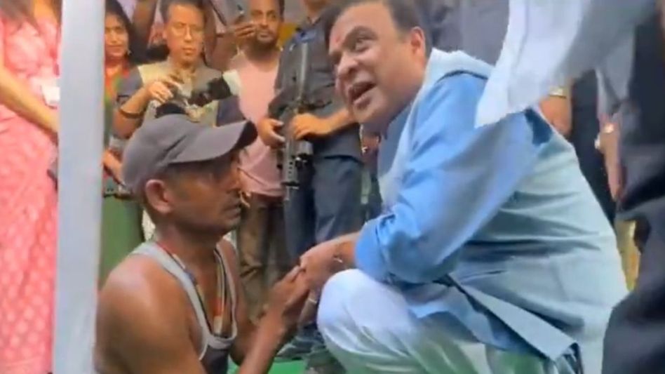 Himanta Biswa Sarma approves monthly financial aid of Rs 1,250 for disabled man Himanta Biswa Sarma approves monthly financial aid of Rs 1,250 for disabled man