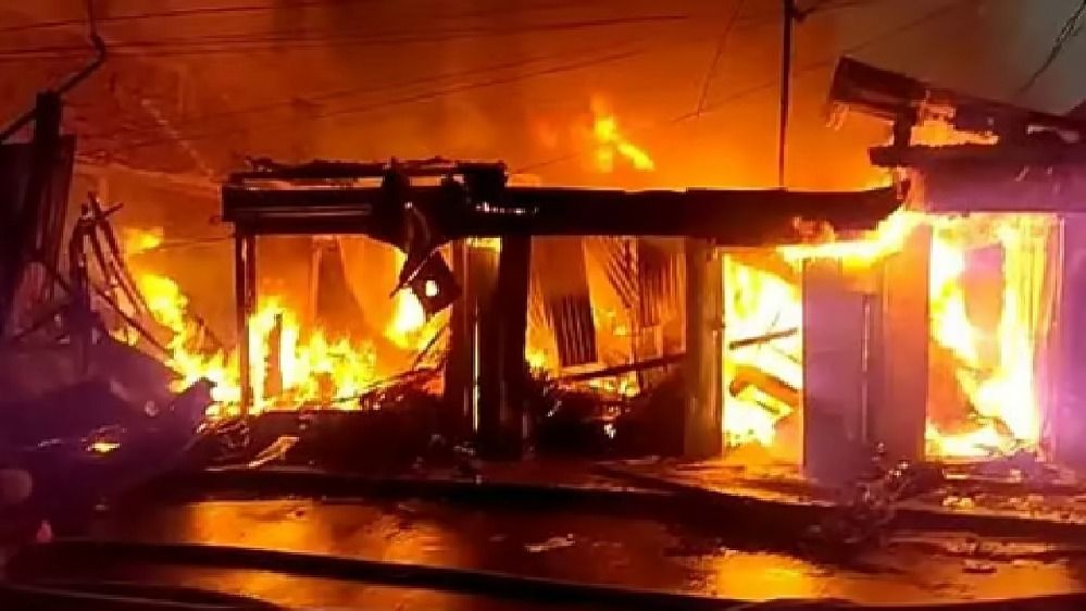 Assam: Massive fire devastates Basimari market in Kaliabor, property with lakhs destroyed Assam: Massive fire devastates Basimari market in Kaliabor, property with lakhs destroyed