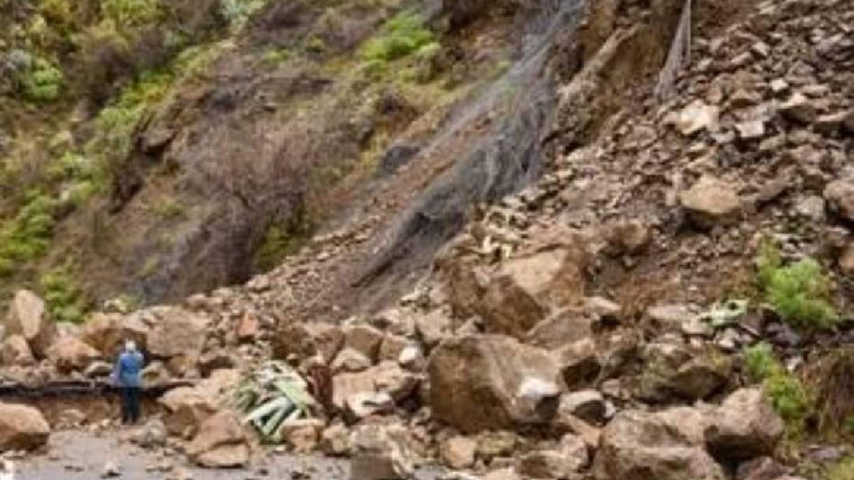 Arunachal: Travel advisory issued due to landslides and flooding on key national highways Arunachal: Travel advisory issued due to landslides and flooding on key national highways