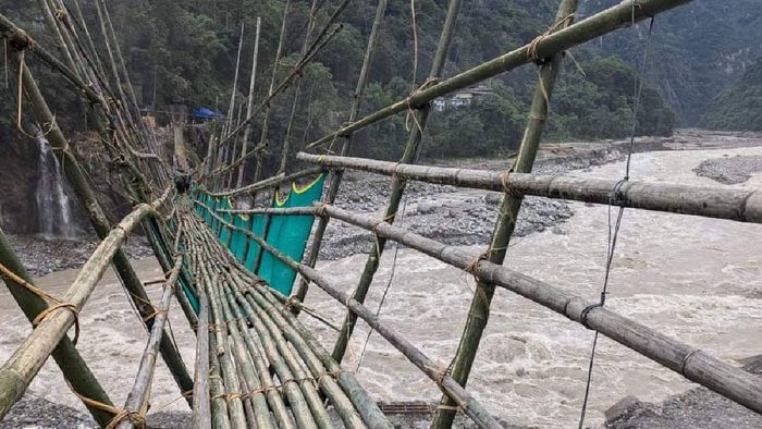 Sikkim: Minister Pintso Namgyal Lepcha inaugurates innovative cane foot bridge at Sangklang