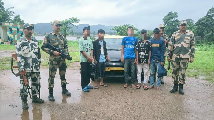 Meghalaya BSF apprehends 3 Bangladeshi nationals in East Khasi Hills